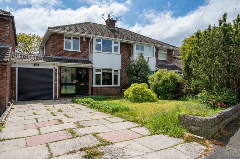 Image of Meadway, Bramhall SK7 1NN