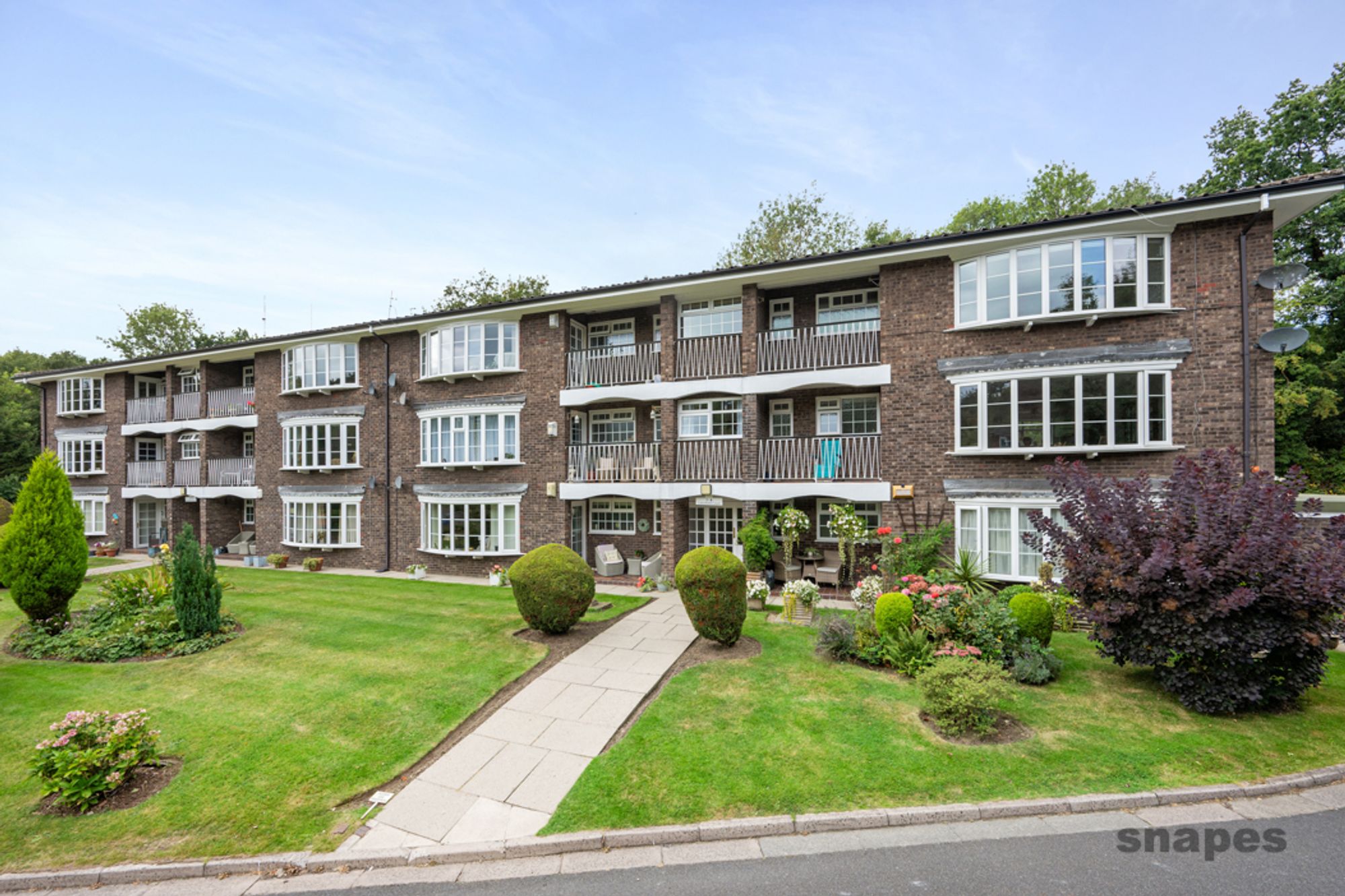 Images for Warren Close, Bramhall, SK7