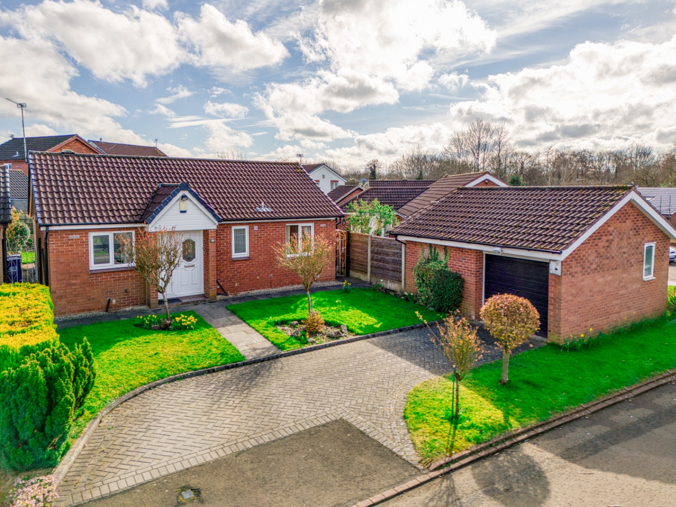 Images for Bowmont Close, Cheadle Hulme, Cheadle, Cheshire, SK8 5RX