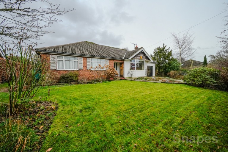 Image of Southern Crescent, Bramhall SK7 3AQ