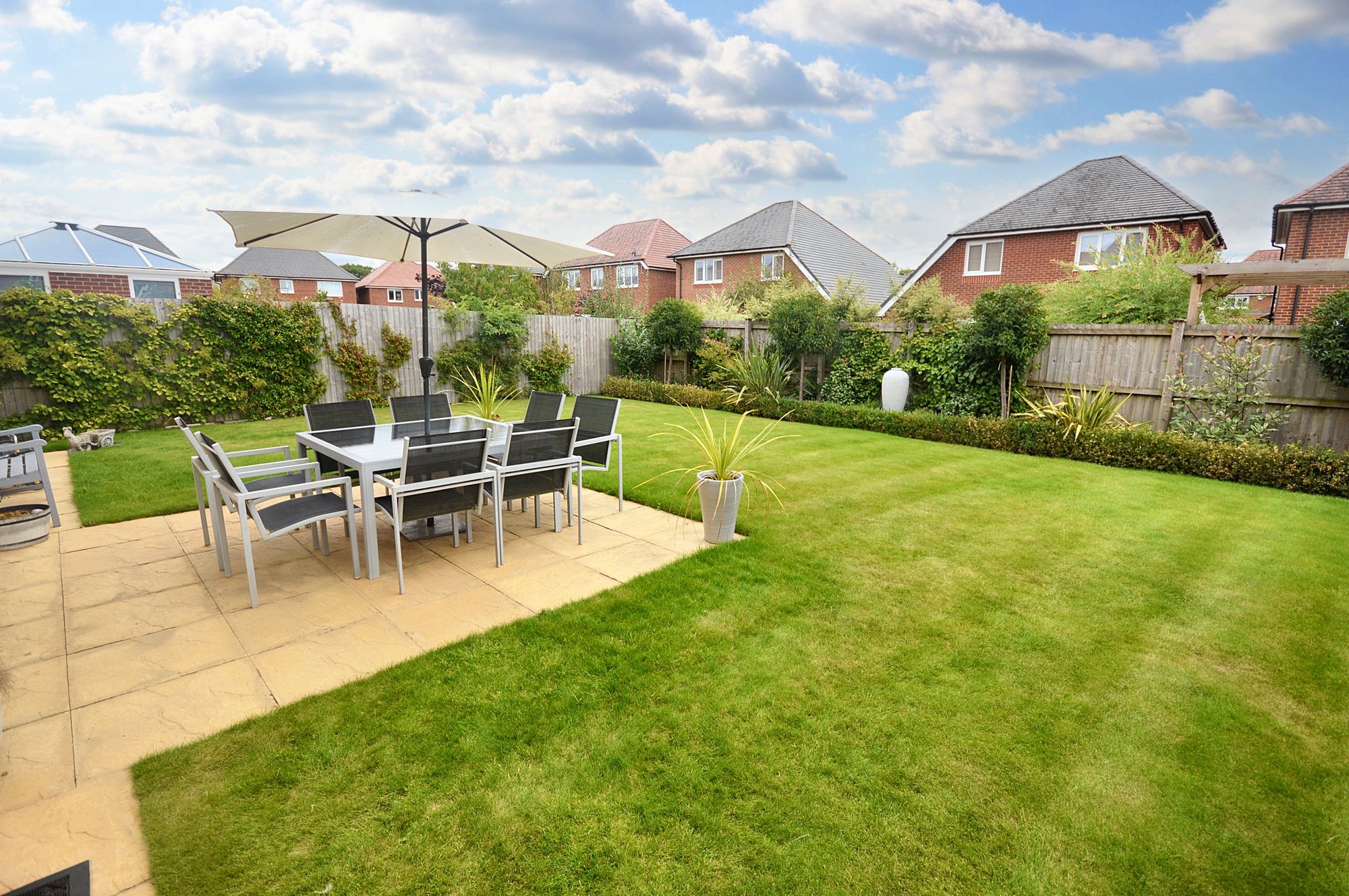 Images for Commodore Close, Woodford, SK7