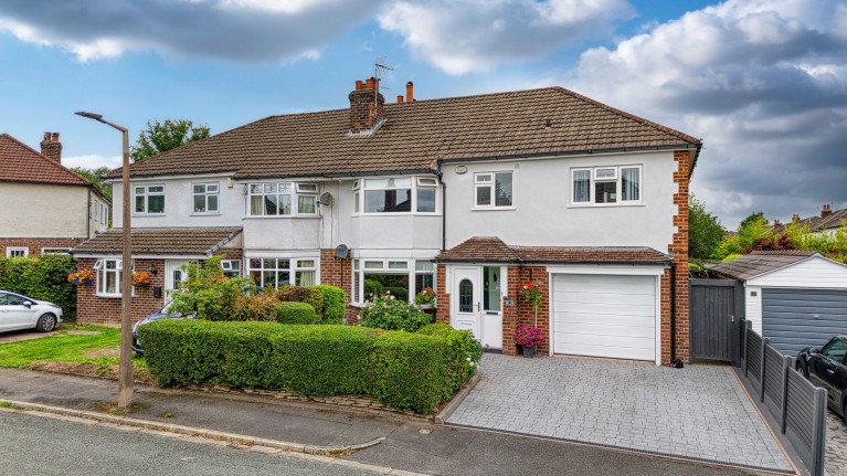 Image of Brantwood Road, Cheadle Hulme, SK8