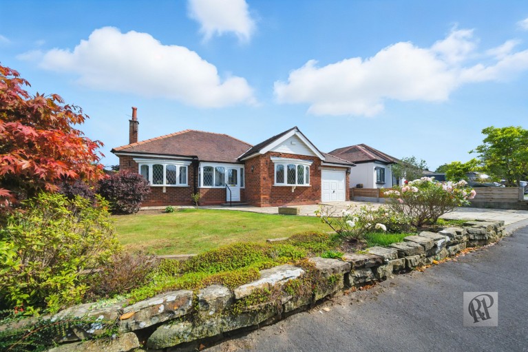 Image of Larchway, Bramhall, SK7