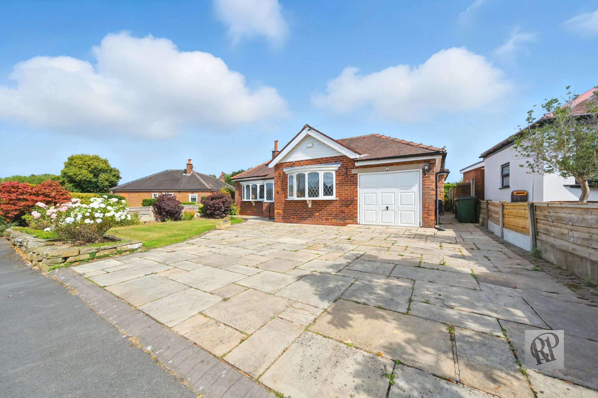 Images for Larchway, Bramhall, SK7