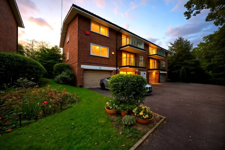 Image of Bramhall, Stockport, SK7